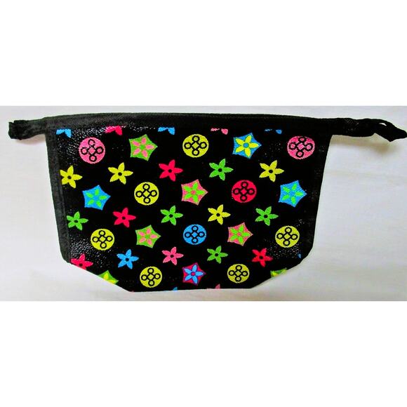 Girls Zippered Wallet Small Black Plastic Pouch Purse with Flowers Retro Design - Picture 1 of 1